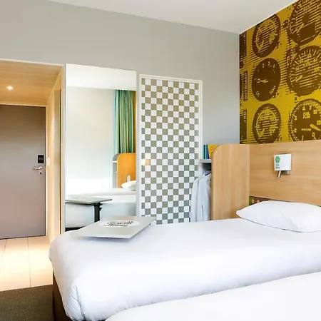 Ibis Styles Le Mans Sud Mulsanne Hotel Exterior photo